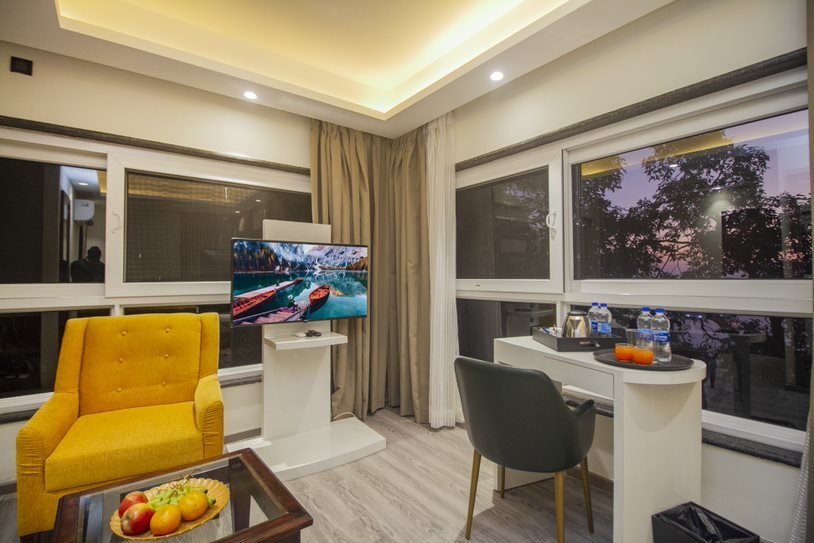 Club Steller Room